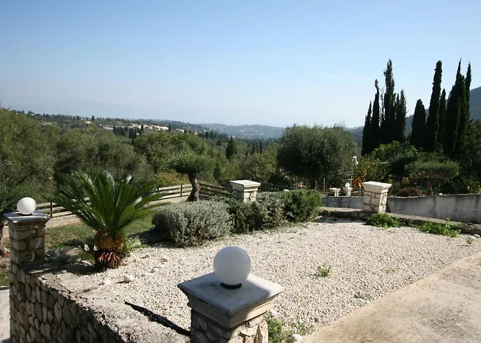 Luxury Apartment, Tranquility, Sea Views, Breeze Apartmán *