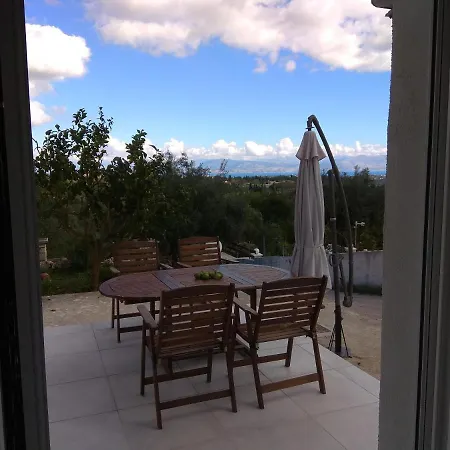 Corfu Luxury Apartment, Tranquility, Mountain & Sea Views Apartment