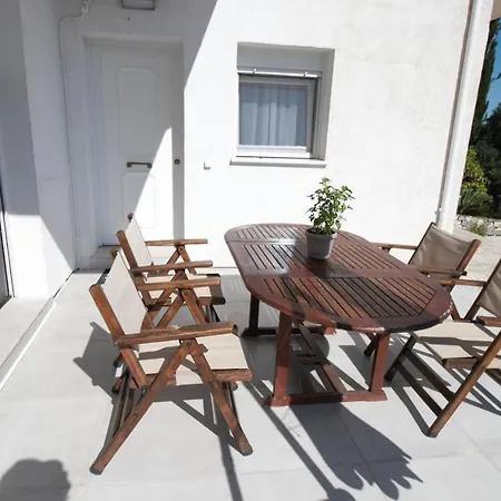 Luxury Apartment, Tranquility, Sea Views, Breeze Daire Agios Gordios (Corfu)