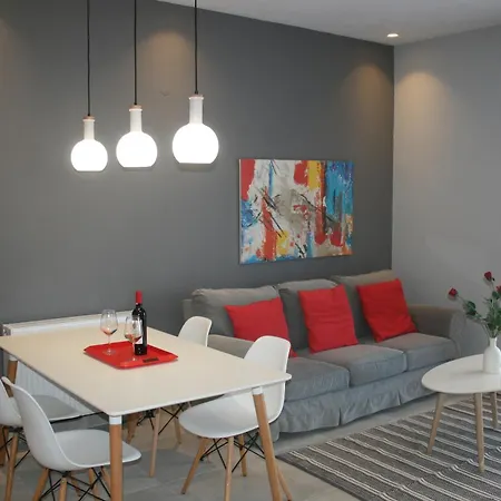 Luxury Apartment, Tranquility, Sea Views, Breeze Daire *